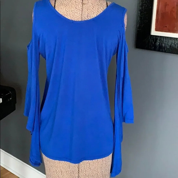 Boston Proper X bell sleeve cold shoulder top, Sm - Picture 5 of 7